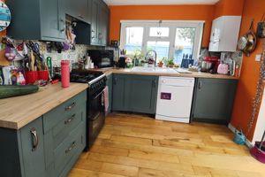 CHAPEL ROAD- click for photo gallery